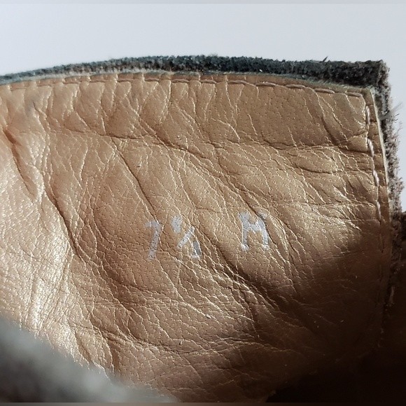 Stuart Weitzman Women's Brown Suede Ankle Boot Size 7.5 M - Picture 10 of 11